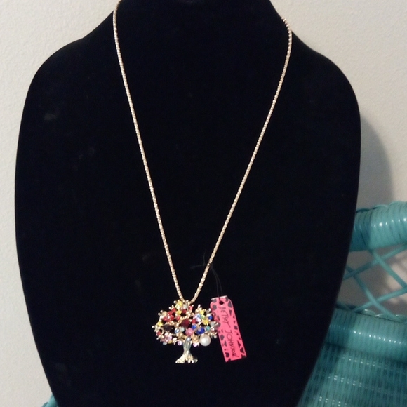 Rhinestone Tree Brooch Necklace - Picture 4 of 5